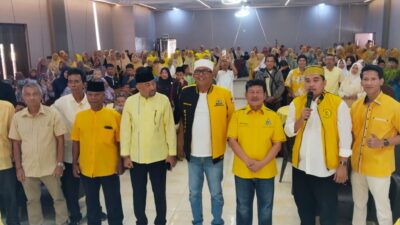 Golkar Batam Gelar Jumat Berkah dan Santuni Anak Yatim, Rayakan HUT ke 50 Bahlil Lahadalia 