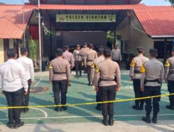 Seragam Boleh Gagah, Jabatan Boleh Tinggi, Tapi Dihadapan Ibu Kita Tetap Seorang Anak