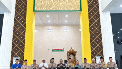 Subuh Keliling Di Masjid Agung Baitul Makmur, Polsek Siantan Perkuat Silaturahmi Dengan Masyarakat